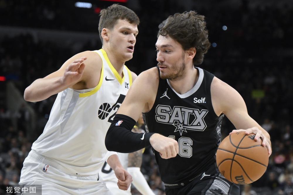 赛季依然未 赛季依然未